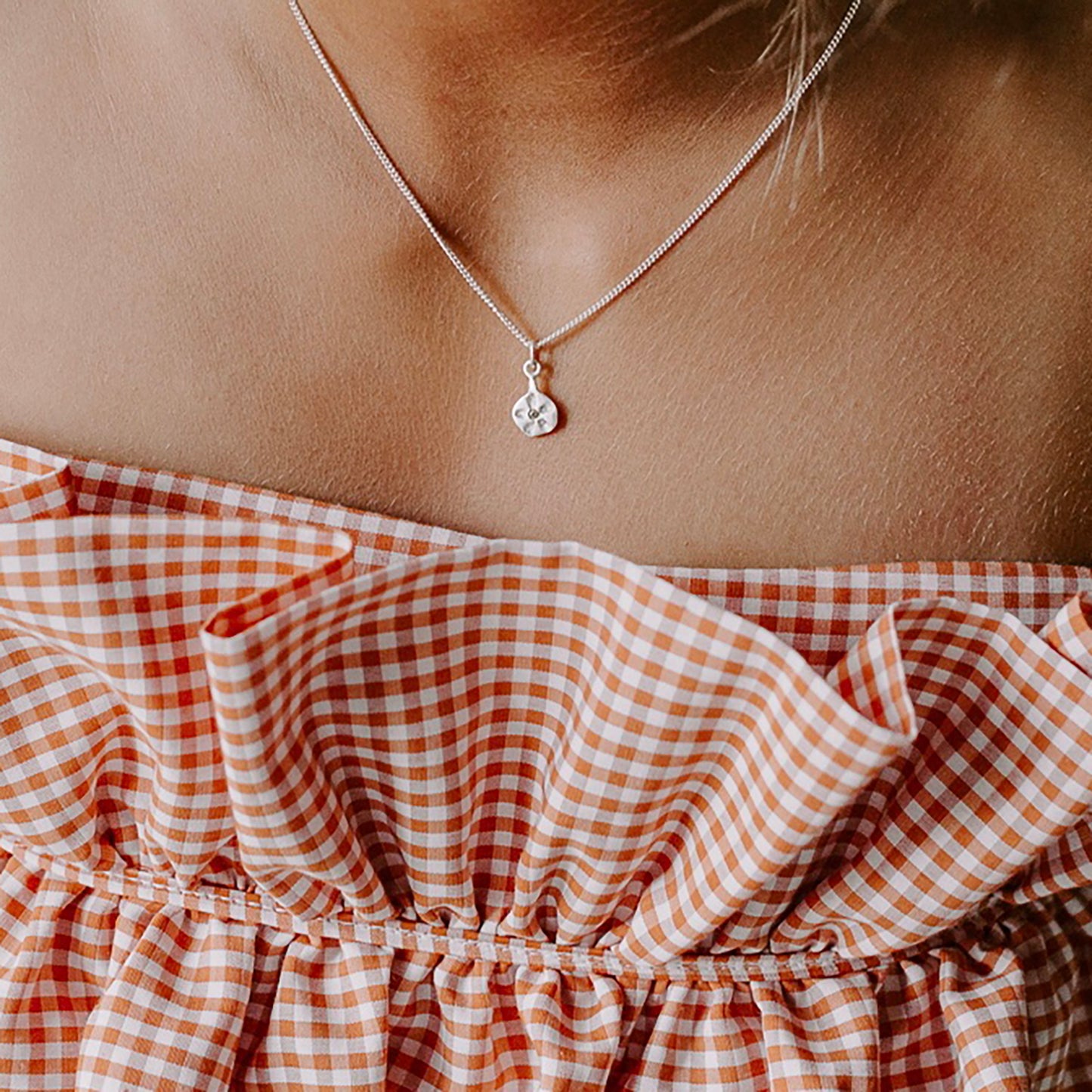 Pendente beijo colorido, com pedra