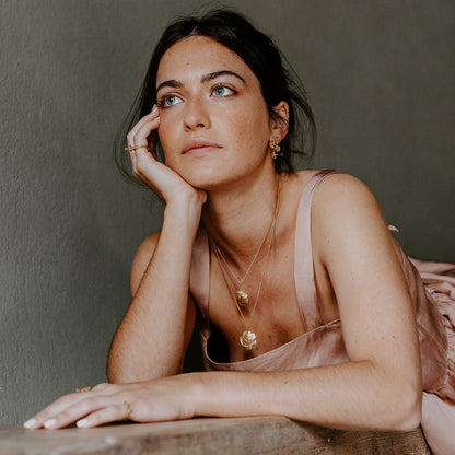 Pendente Serenidade (ostra com ramagem)