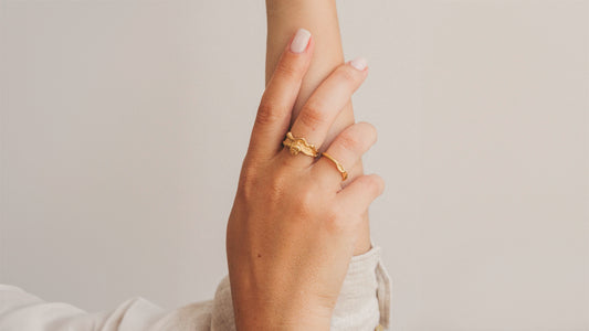 Mini cowrie shell ring