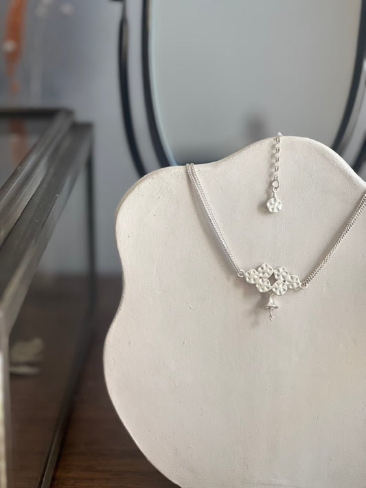 Gargantilha O Beijo da Coragem