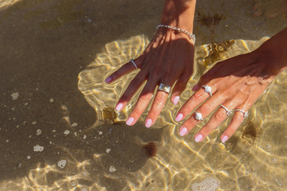 Open Smiles Bracelet <with charms>