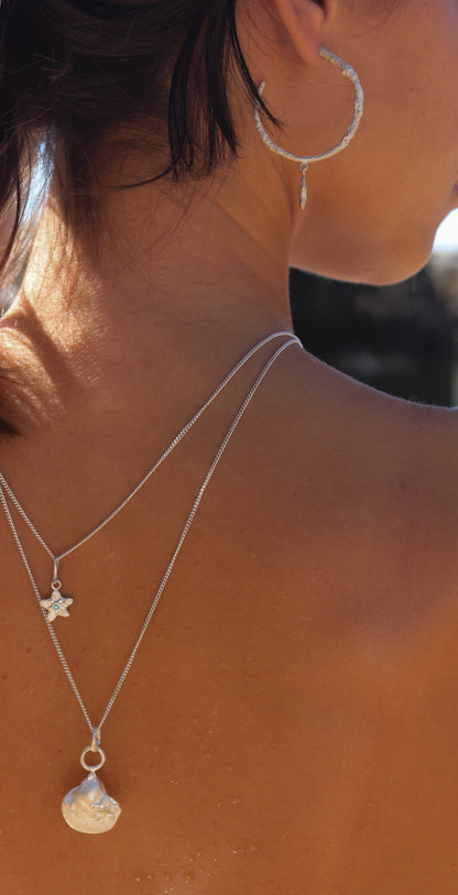Sunset on the Beach Necklace <mini starfish with stone>