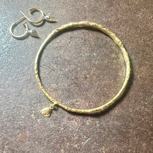 Pulseira Coração < tipo escrava com berloque>