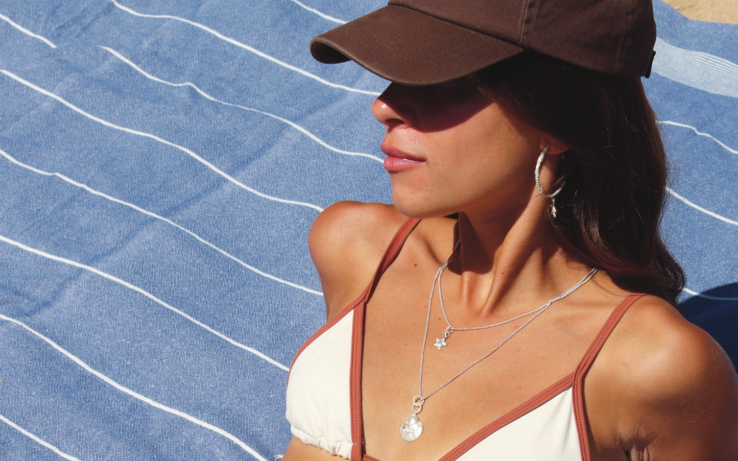 Long necklace Water on the Body (mother-of-pearl shell with star)