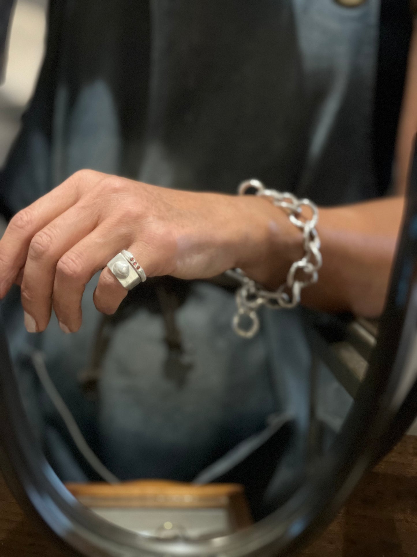 Pinky ring with 3 stones